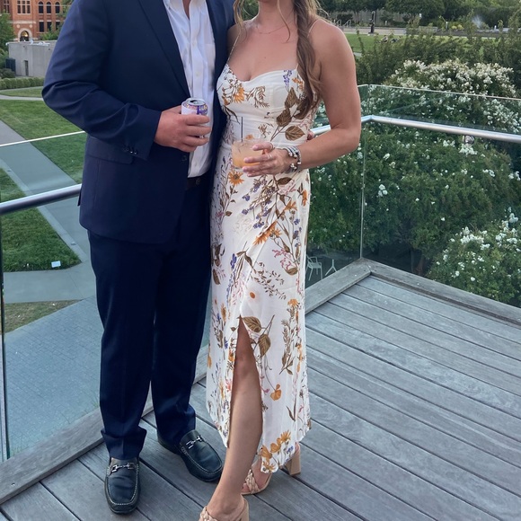 The Kourtney Dress | REFORMATION - Picture 2 of 11